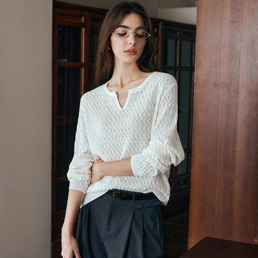 OLrain欧芮儿度假风镂空宽松针织衫女秋季2025新款简约松驰感上衣 商品图3