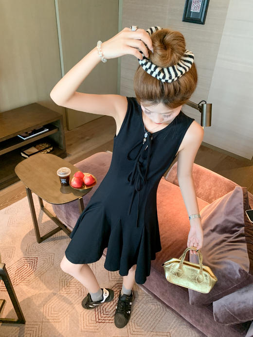 【169元任选2件】最后一波现货！赫本风纯欲气质背心裙 商品图6