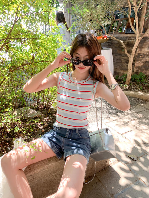 【129元任选2件】现货！2色高腰双扣牛仔裤宽松a字短裤 商品图6