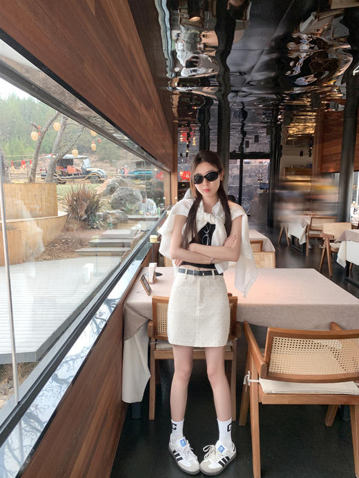 <曾小咸推荐>2色波点a字半身裙 日常139.99  立减80 秒杀59.99！泡泡袖衬衫 日常149.99 立减80 秒杀69.99！ 商品图14