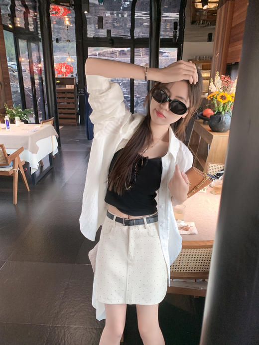 <曾小咸推荐>2色波点a字半身裙 日常139.99  立减80 秒杀59.99！泡泡袖衬衫 日常149.99 立减80 秒杀69.99！ 商品图5