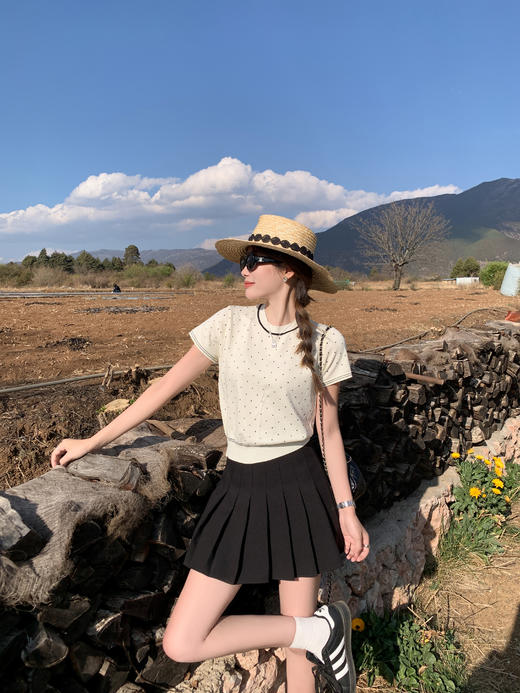 【129元任选2件】现货！2色针织波点短袖 商品图7