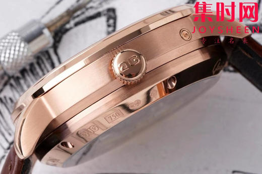 AI格拉苏蒂 原创偏心系列 有“德味儿”的腕表 原创90偏心大日历月相 男士腕表 商品图5