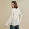西遇慵懒风镂空钩花V领长袖针织衫女秋季宽松显瘦薄款罩衫V2651167 商品缩略图4