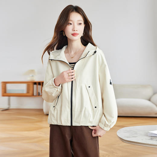 冷淡风短款冲锋衣新款简约时尚休闲小个子连帽风衣外套MZ68863 商品图1