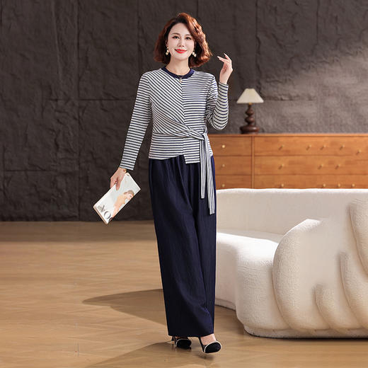 FW 8506时尚休闲套装洋气显瘦收腰条纹T恤阔腿裤两件套 商品图3