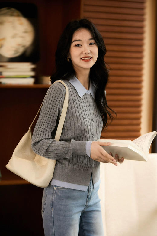 POLO翻领含羊毛混纺绞花毛衣开衫 商品图3