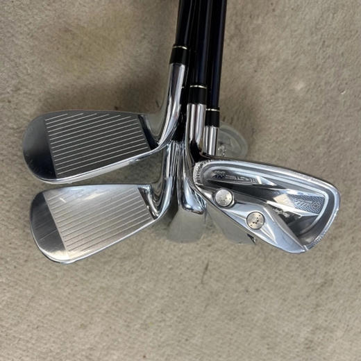 高尔夫马基高 碳素  男士铁杆组5-6-7-8-9-P  6支 商品图2