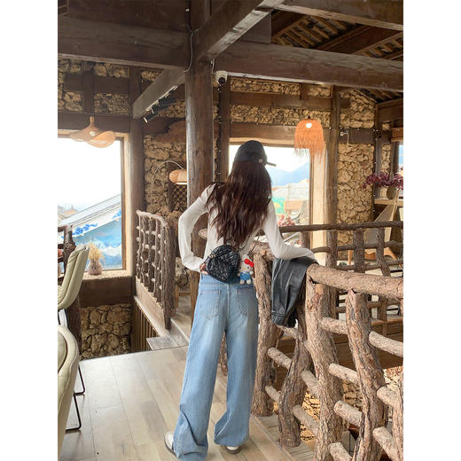 <曾小咸推荐>现货秒杀 ！微信超特价！复古纹理宽直筒牛仔裤 日常199.99 立减100 秒杀99.99！！ 商品图4