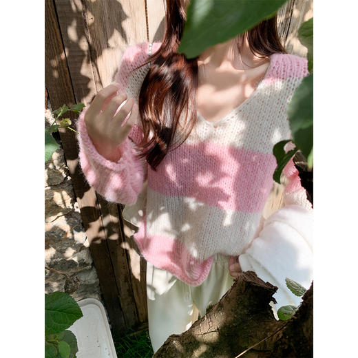 <曾小咸推荐>2.23现货秒杀 ！微信超特价！韩系撞色V领毛针织衫 日常159.99 立减80 秒杀79.99！！ 商品图2