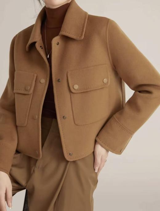 【高端系列】手工定制2076款10%山羊绒➕90%超细羊毛短款粗针明线短款双面尼外套-喜出 商品图5