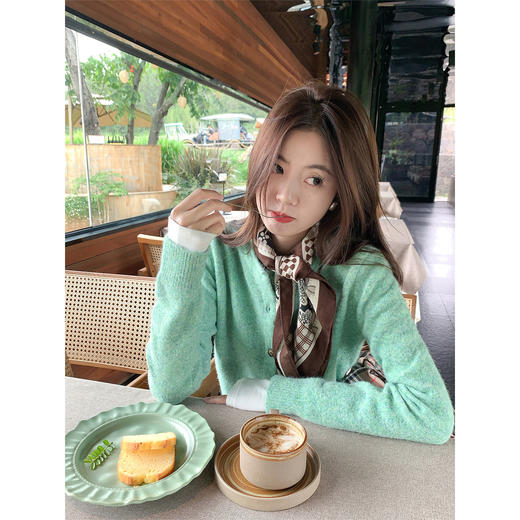 <曾小咸推荐>单排扣韩系甜美风针织开衫 商品图1