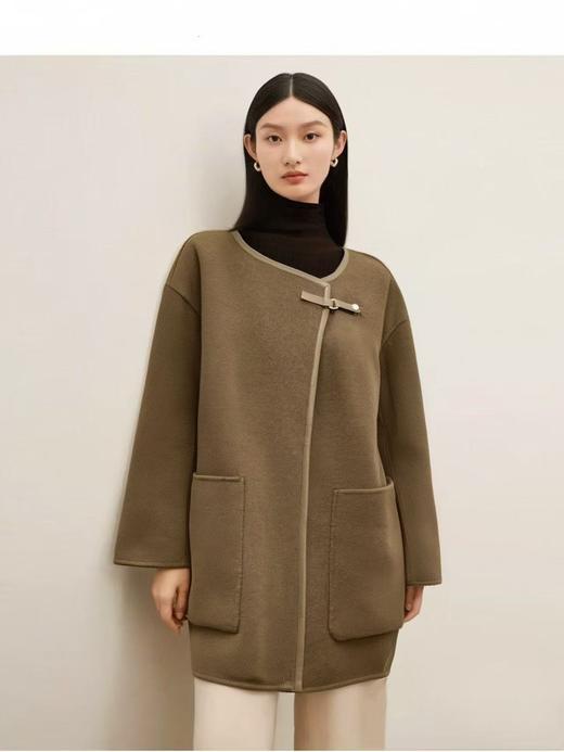 【高端系列】手工定制8503款5%山羊绒➕95%澳洲羊毛优雅皮扣包边双面尼中款大衣-喜出 商品图6