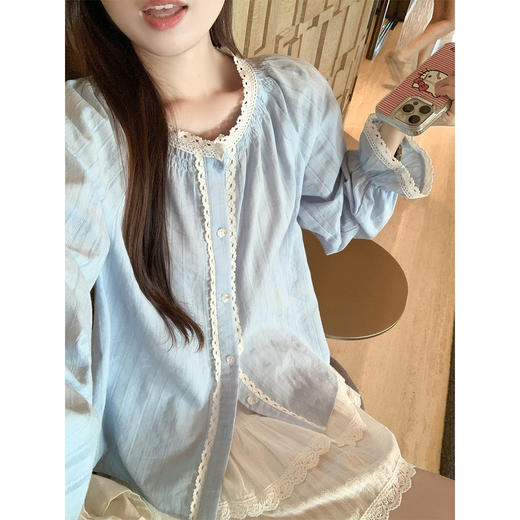 <曾小咸推荐>现货秒杀 ！微信超特价！蕾丝花边拼接衬衫日常169.99 立减90 秒杀79.99！！ 商品图2