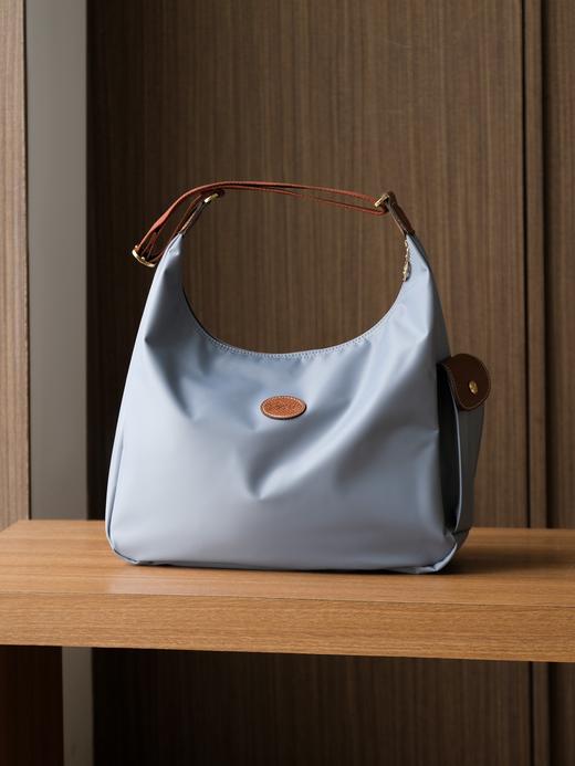 被王菲种草了，珑骧帆布hobo邮差包实用主义兼具美感，大容量超轻便全年都能背，可单肩斜挎、腋下、手提！（SS） 商品图12