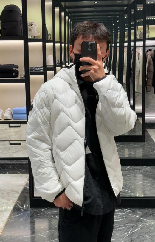 中性款菱格纹连帽羽绒服外套018 商品图3