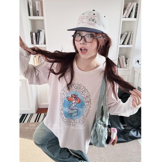 25AW上新【现货折上95折】 蕾蕾同款【美人鱼T！】假两件宽松胸前美人鱼图案T恤上衣 商品图2