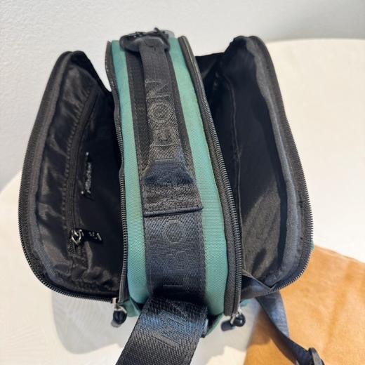 小精灵MALBON 时尚轻便尼龙布手拎斜挎高尔夫手提包男女通用款 商品图4