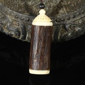 BC.DF5-8.22-6   东马(香囊)挂件 ,11.69g