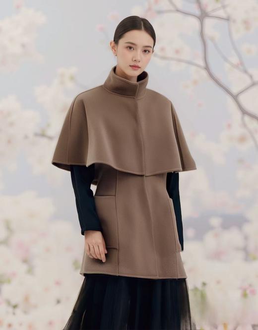 【高端系列】手工定制7720款100%绵羊毛赫本风披肩斗篷双面尼外套-喜出 商品图3