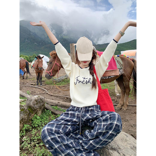 <曾小咸推荐> 2.18 现货秒杀 ！微信超特价！韩系撞色针织衫 日常179.99 立减90 秒杀89.99！！ 商品图1