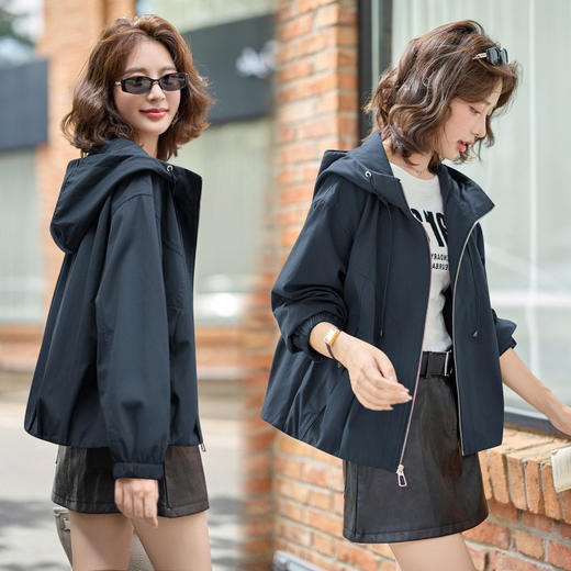 秋季连帽抽绳设计宽松轻奢减龄百搭女式外套NSYY66168 商品图3