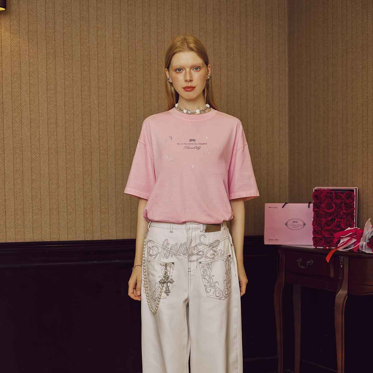 圆领粉色纯棉印花烫钻工艺803