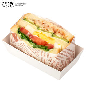 鸡蛋熏鸡肉三明治面包