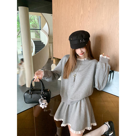 <曾小咸推荐>韩版俏皮减龄花边卫衣两件套 商品图1