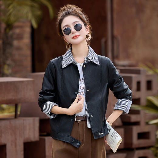 假两件皮衣外套2025秋季新款设计感拼接气质条纹PU皮夹克上衣WAY2531 商品图2