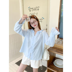 <曾小咸推荐>V领甜美立体花朵宽松衬衫女