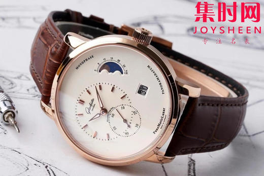 AI格拉苏蒂 原创偏心系列 有“德味儿”的腕表 原创90偏心大日历月相 男士腕表 商品图0