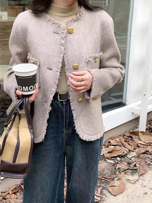 【高端系列】手工定制2319款70%绵羊毛短款流苏小香风双面尼外套-喜出 商品图1