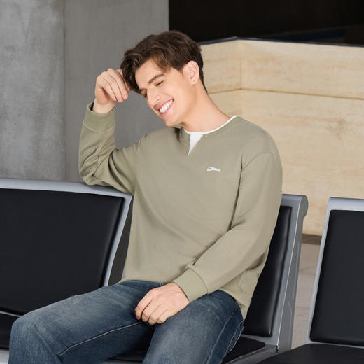 半身缘男装 秋季经典V领假两件高棉柔软舒适T恤253212U01110037 商品图3