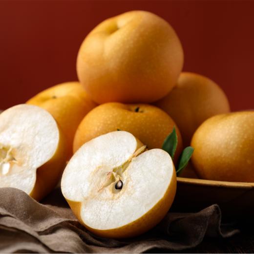 【烟台丰水梨】来自山东烟台的 “脆甜精灵” 黄澄澄的果皮带着红晕 咬一口脆甜爆汁 每一口都是秋日的水润馈赠 补水润燥就靠它啦～ 商品图0