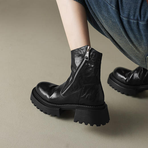 阿么手工女鞋时尚侧拉链厚底短靴小个子增高2025新款时装靴5.5CM 商品图3