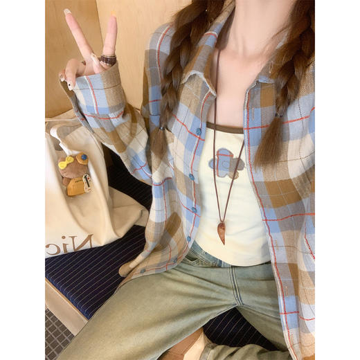 <曾小咸推荐>现货秒杀 ！微信超特价！韩系撞色格子衬衫 日常169.99 立减80 秒杀89.99！！花朵吊带背心 日常99.99 立减60 秒杀39.99！！ 商品图1