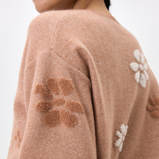 格桑花圆领女套衫  SJF97W289N 商品图5