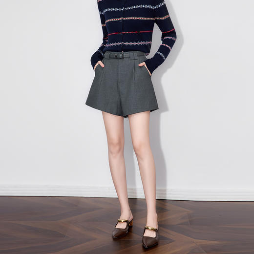 「高货wl」全新升级【铂金会员220/天猫299/差价79】(12213)洛诗琳气质天丝混纺西装短裤2025早秋通勤休闲A字阔腿短裤 商品图0