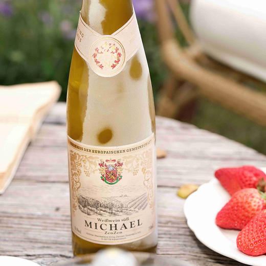 热卖中！！1919全球酒水连锁专柜款！【德国原瓶进口】麦克尔Michael森森古堡雷司令甜白葡萄酒 10.5度甜型 750m/瓶 商品图9