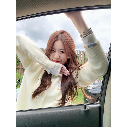 <曾小咸推荐>现货秒杀！微信超特价！温柔风刺绣设计针织开衫 日常179.99 立减90 秒杀89.99！咖粉色休闲裤秒杀89.99！ 商品图4