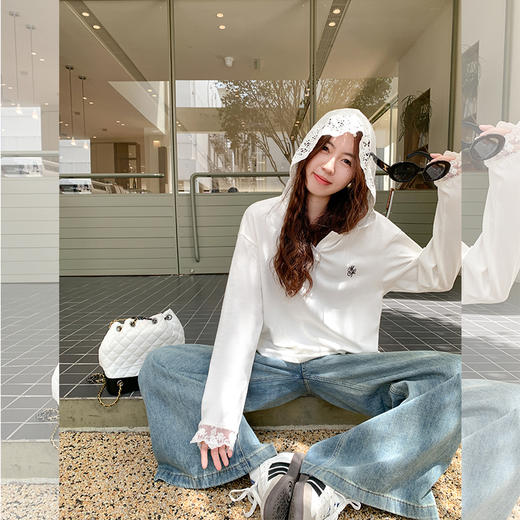 <曾小咸推荐>韩版白色蕾丝边长袖连帽T恤 商品图3