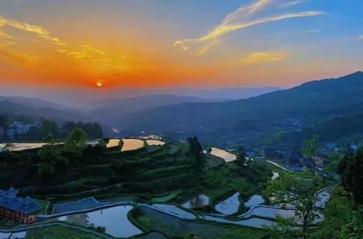 贵州-黔东南【5人开团】|大山公益日+聆听宇宙脉搏+地心历险+探寻民族智慧+感受淳朴民风+探秘九黎传说 商品图1