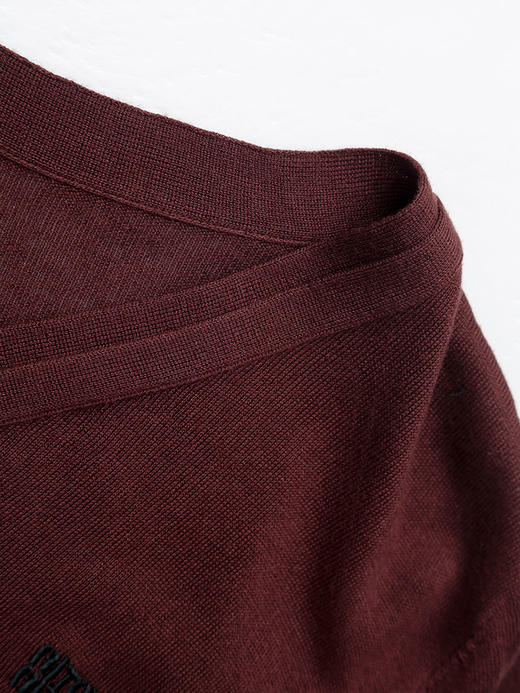 优雅藏于细节！灰色 V 领针织开衫，诠释知性魅力 商品图2