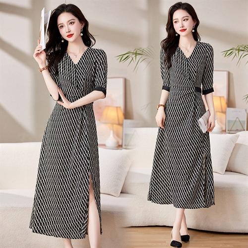 新款V领印花气质收腰显瘦轻熟法式开叉长裙连衣裙SNX2798 商品图1