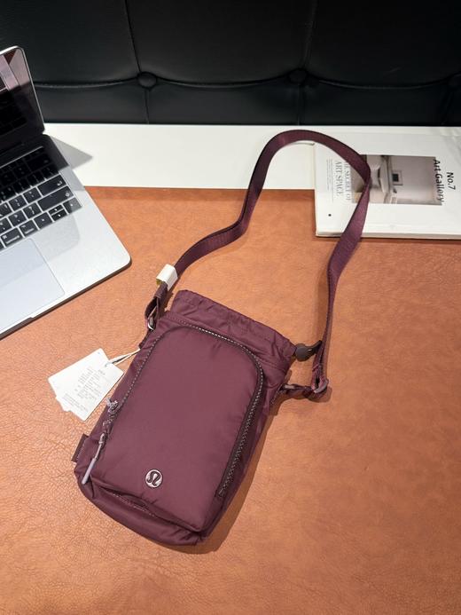 LULU爆款 Water Bottle口袋斜挎水壶包（SS） 商品图11