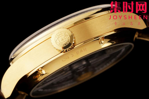 AZ万国葡萄牙系列年历腕表 葡七万年历 男士腕表 集时分针、日期、星期、月份和动显于一身。 商品图6