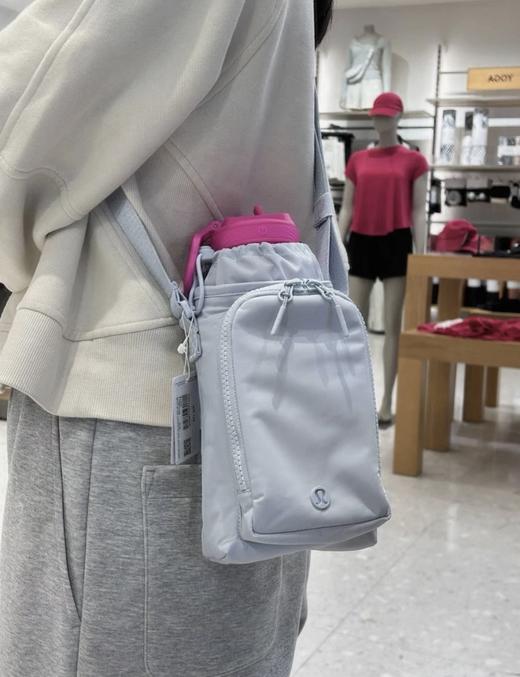 LULU爆款 Water Bottle口袋斜挎水壶包（SS） 商品图4