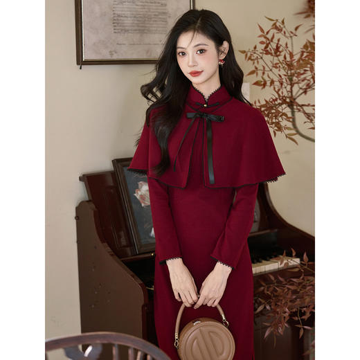 LSB4024国风新中式红色订婚旗袍2025新款套装秋季年轻女气质显瘦 商品图2