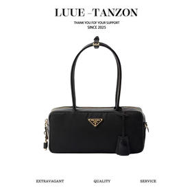 普拉达 25春季款 尼龙枕头腋下包  侧面带挂锁的，可以锁住拉牌 用钥匙才能打开(MM)